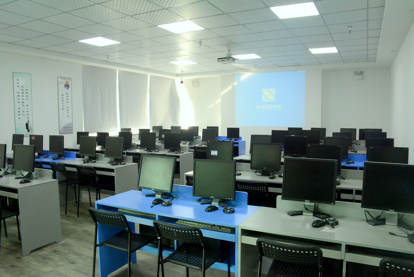 学习与校园实景