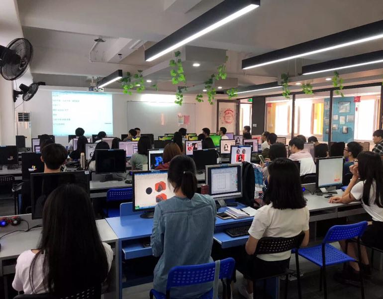 数码平面设计与印刷 · 教学与学习环境