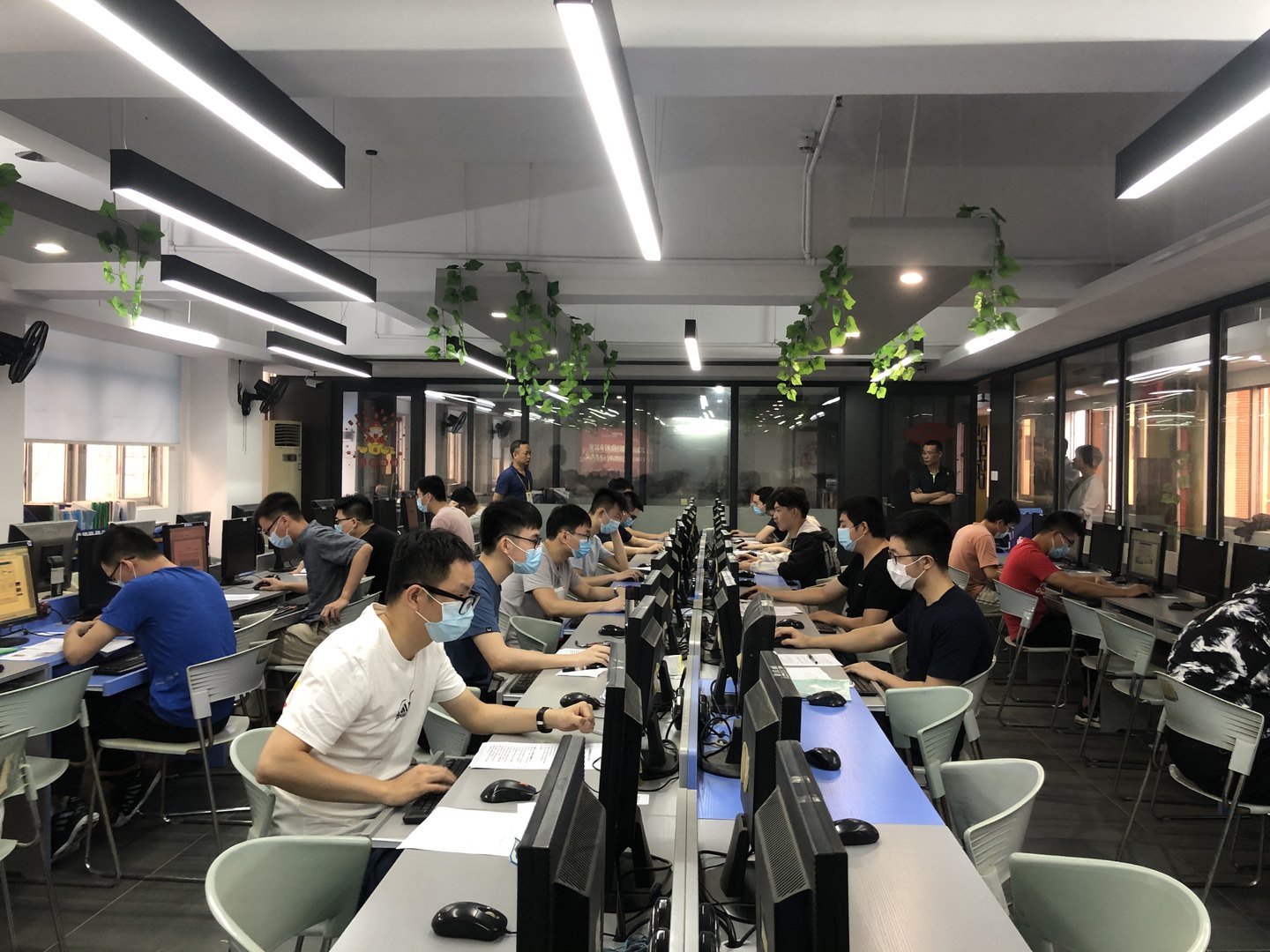平面艺术设计 · 教学与学习环境