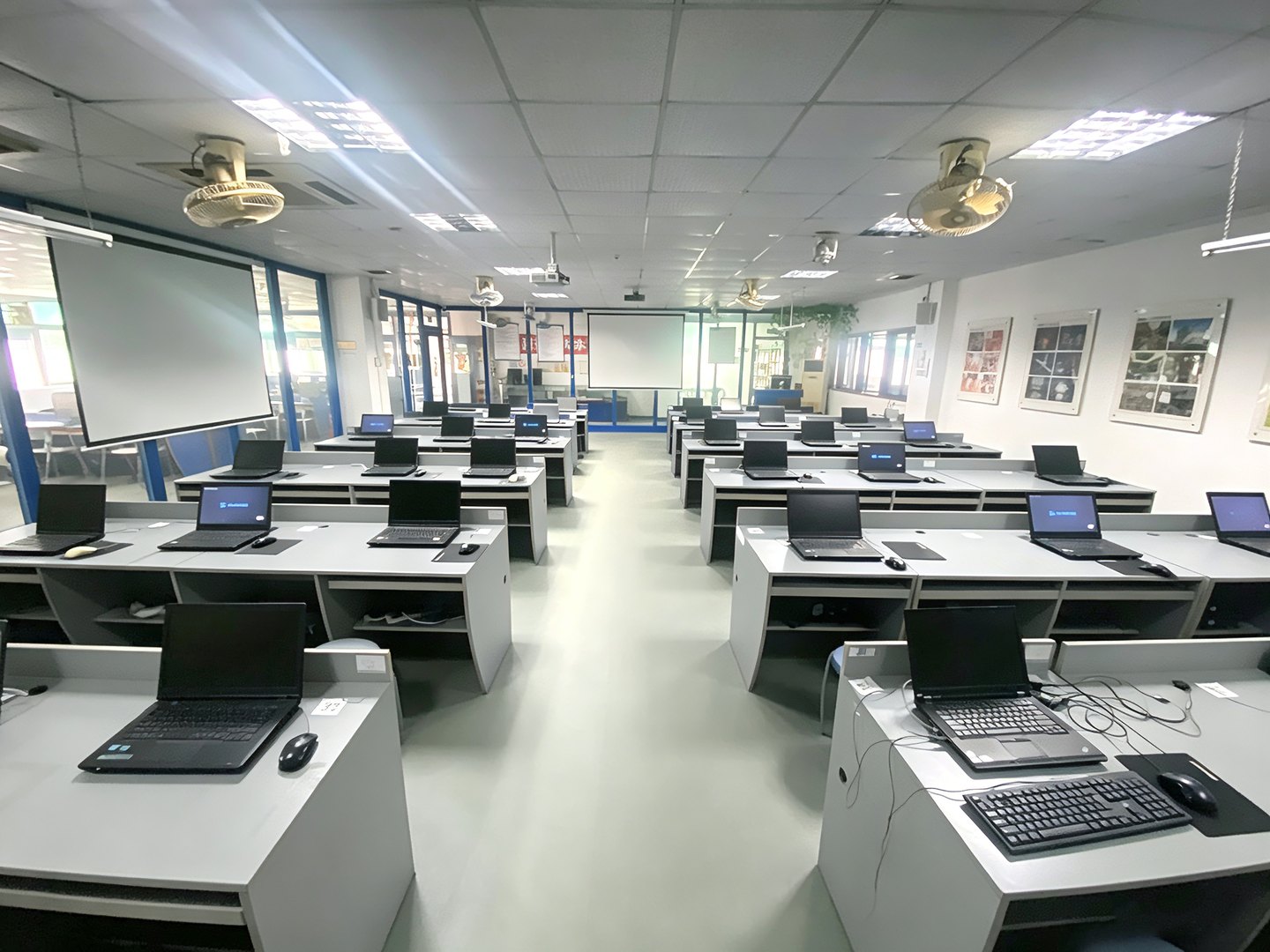 学习与校园实景