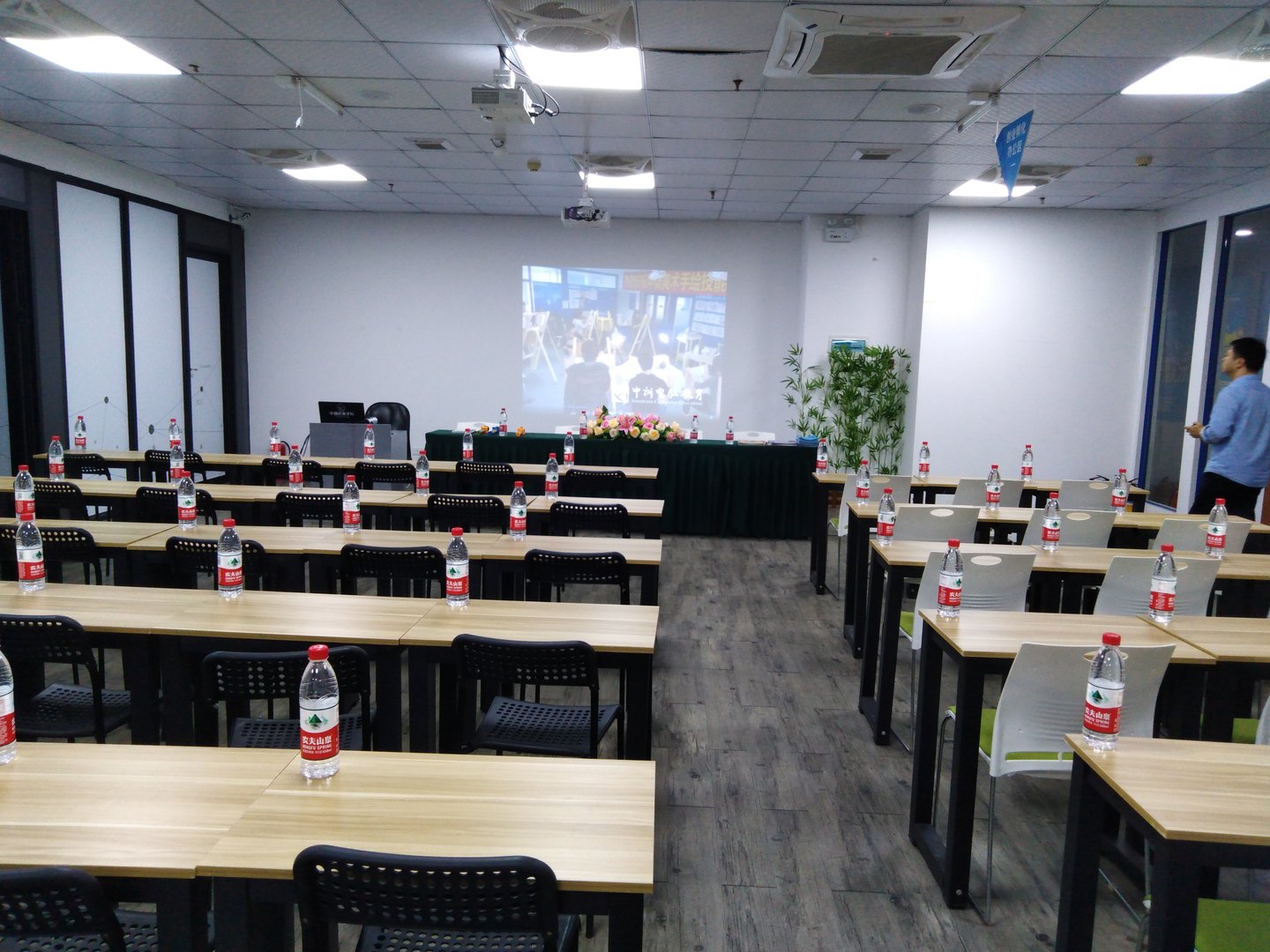 学习与校园实景